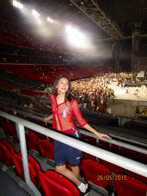 Thumbnail voor Isa gaat naar alle shows van Harry Styles: 'Ben fan sinds ik hem in Barcelona heb ontmoet'