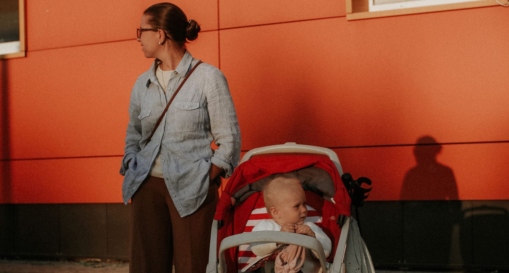 Kinderwagen uit bovenwoning