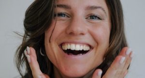 Thumbnail voor Veerle Hofkens bevallen van een tweeling: 'Ik kan nog niet helemaal bevatten dat dit is gelukt'