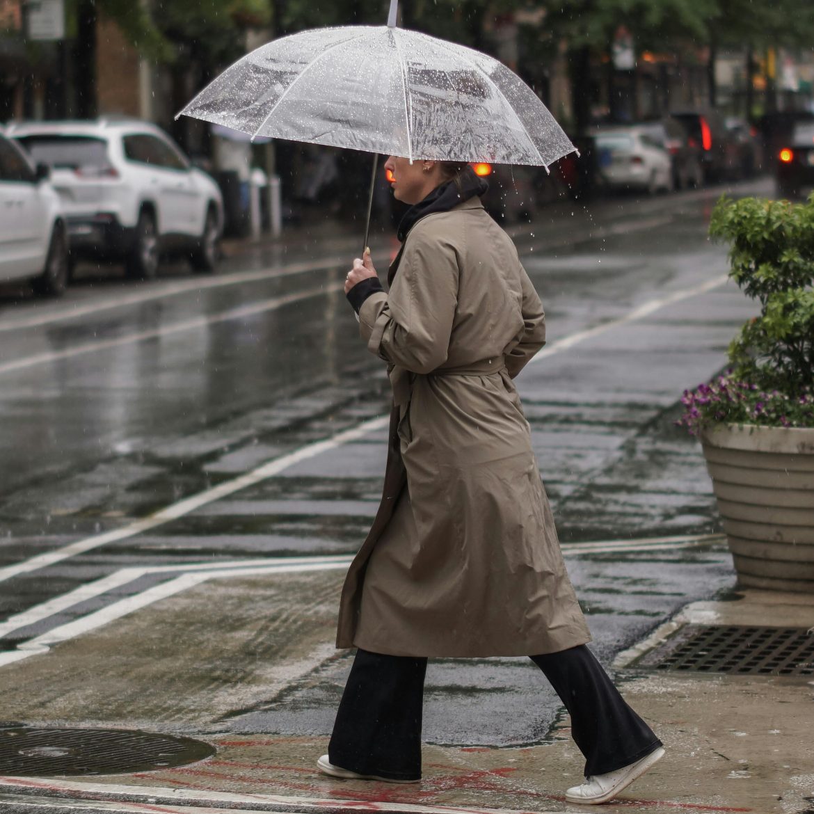 Leg je paraplu maar klaar, want het gaat (heel veel) regenen
