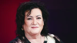 Caroline van der Plas