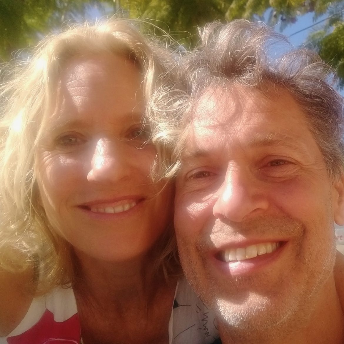 Tania en Marcel. Tania schreef een boek over jong Alzheimer krijgen, en haar partner die toen voor euthanasie koos.