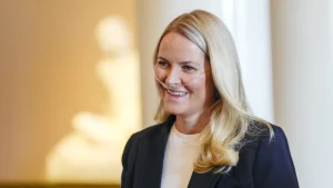 Thumbnail voor Noorse kroonprinses Mette-Marit op wachtlijst voor longtransplantatie: 'Noodzakelijk'