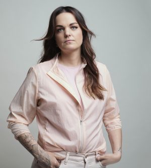 Thumbnail voor Anneke (35) had een melanoom: ‘Vroeger ging ik graag naar de zonnebank en bakte urenlang zonder factor’
