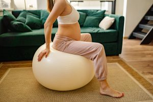Thumbnail voor Sporten of relaxen? Valérie Ntantu tipt de fijnste maternity leggings