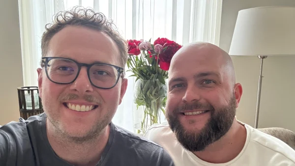 Lex en zijn vriend dachten draagmoeder te hebben gevonden: ‘Soms val ik huilend in slaap'