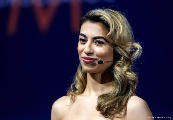 Vader van Hila Noorzai overleden, drie weken na geboorte kleinzoon: 'Rust zacht baba jaan'