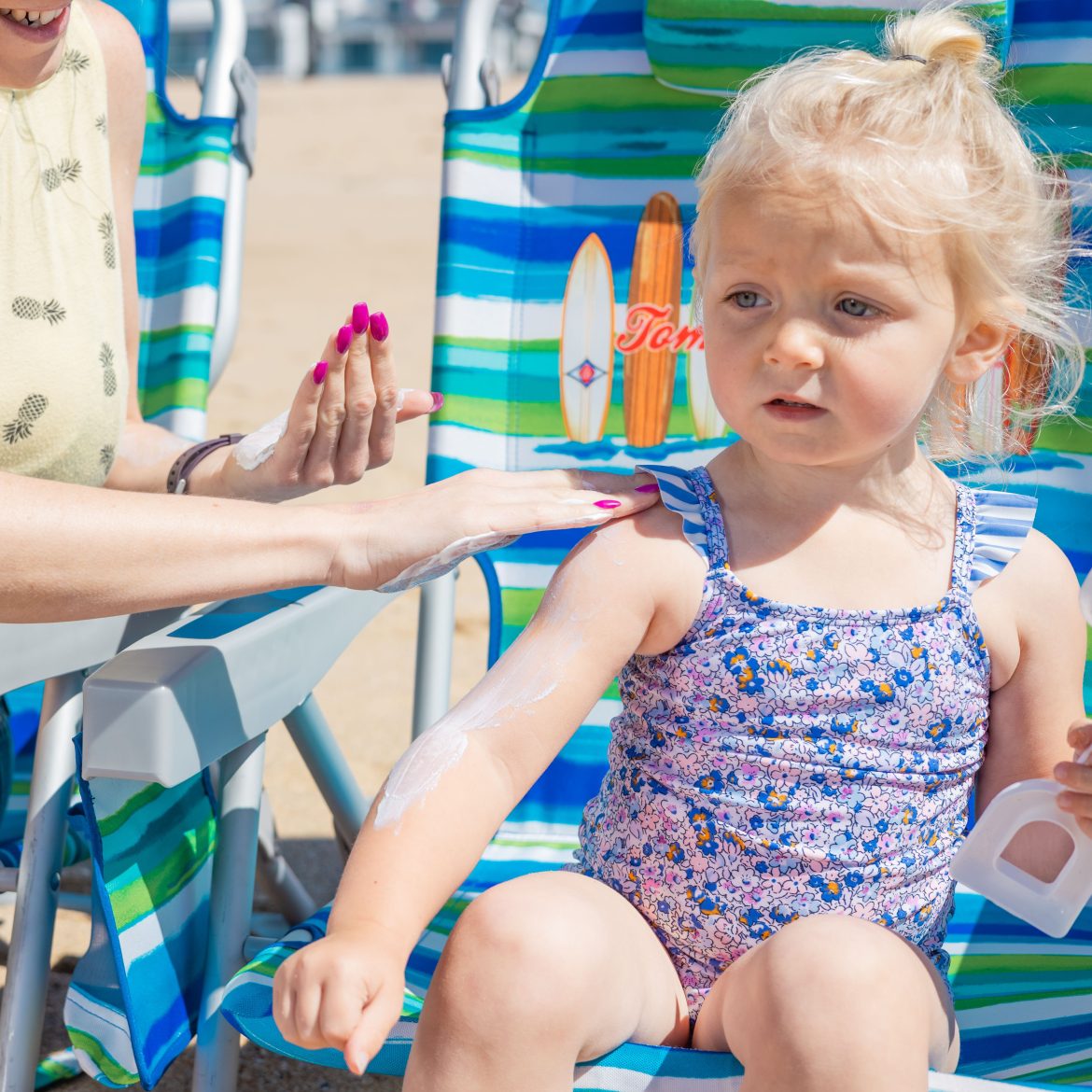 Wat zit er in de strandtas van Ellen Romeijn? Dit zijn de essentials die je op een stranddag niet wilt vergeten