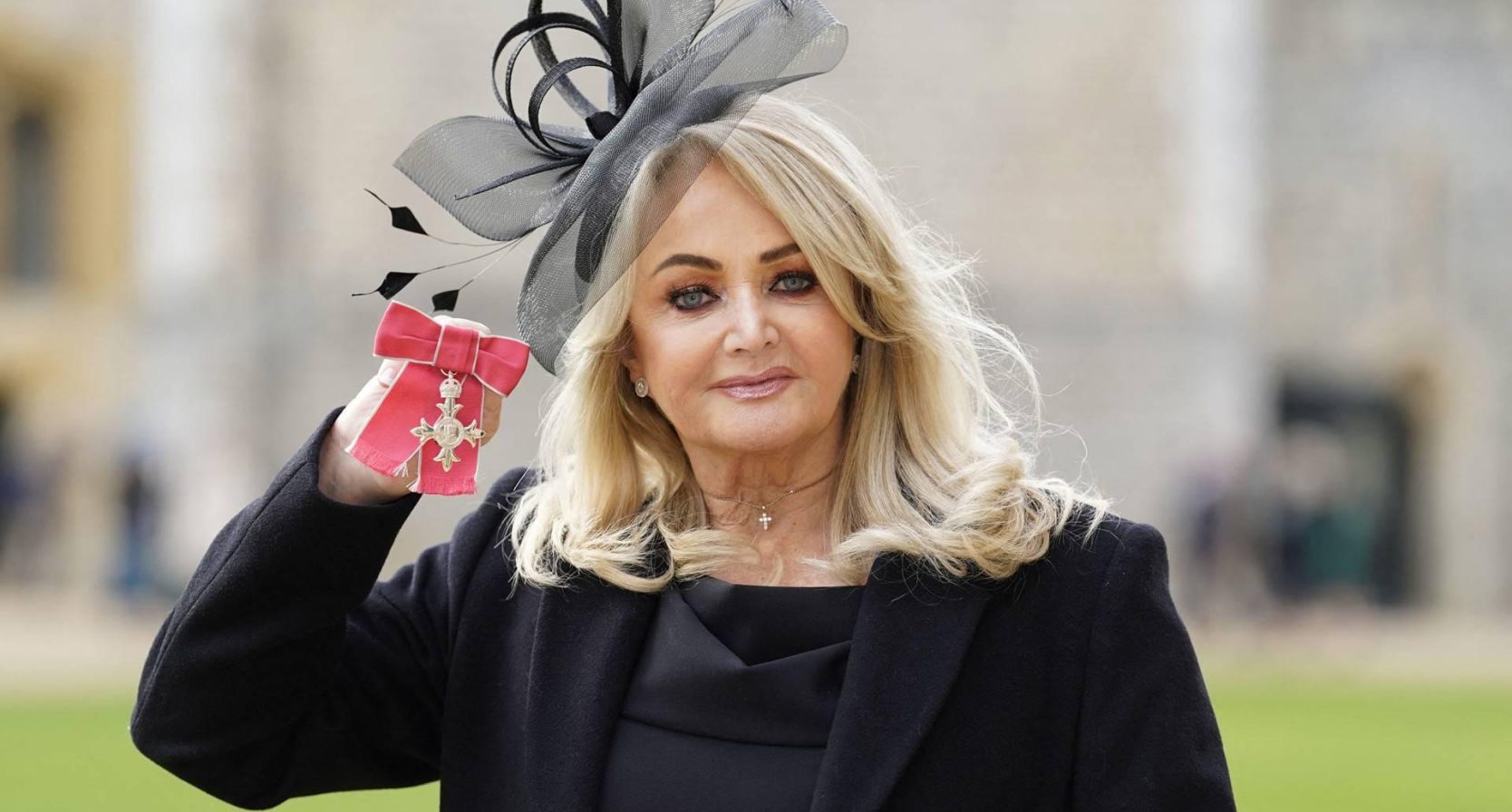 Zangeres Bonnie Tyler ontwaakt uit coma
