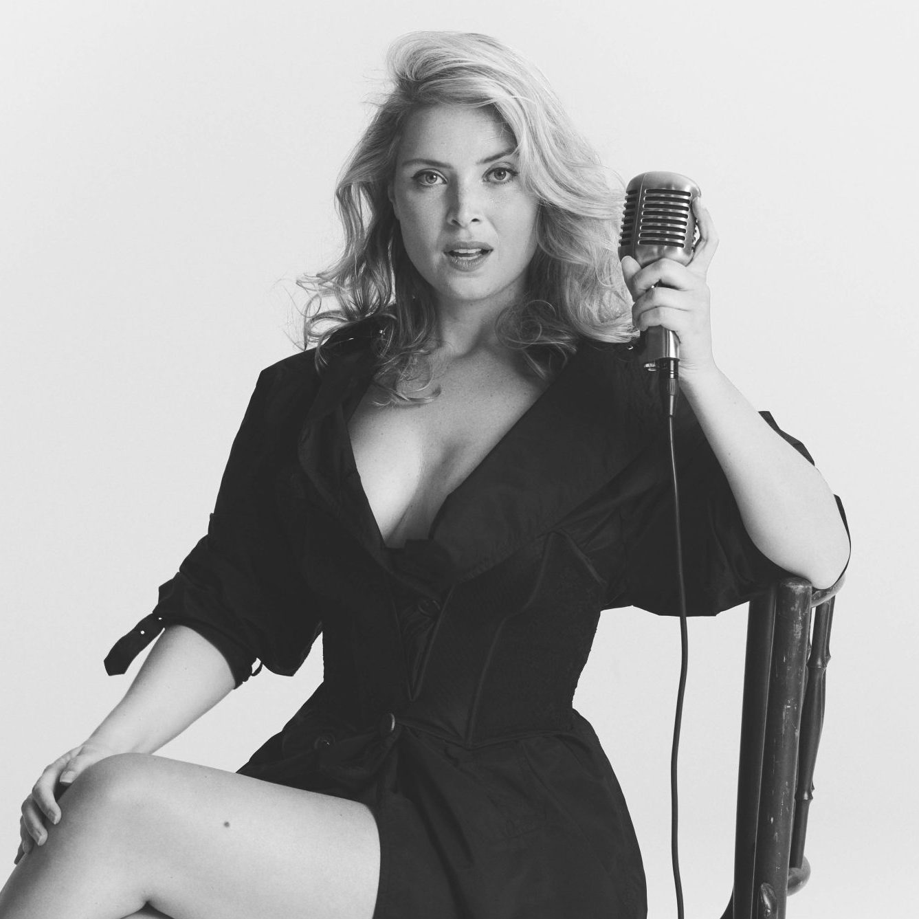 Julie Huard (32) over Franse chansons: ‘Ik treed op met een bigband en trek alles uit de kast’