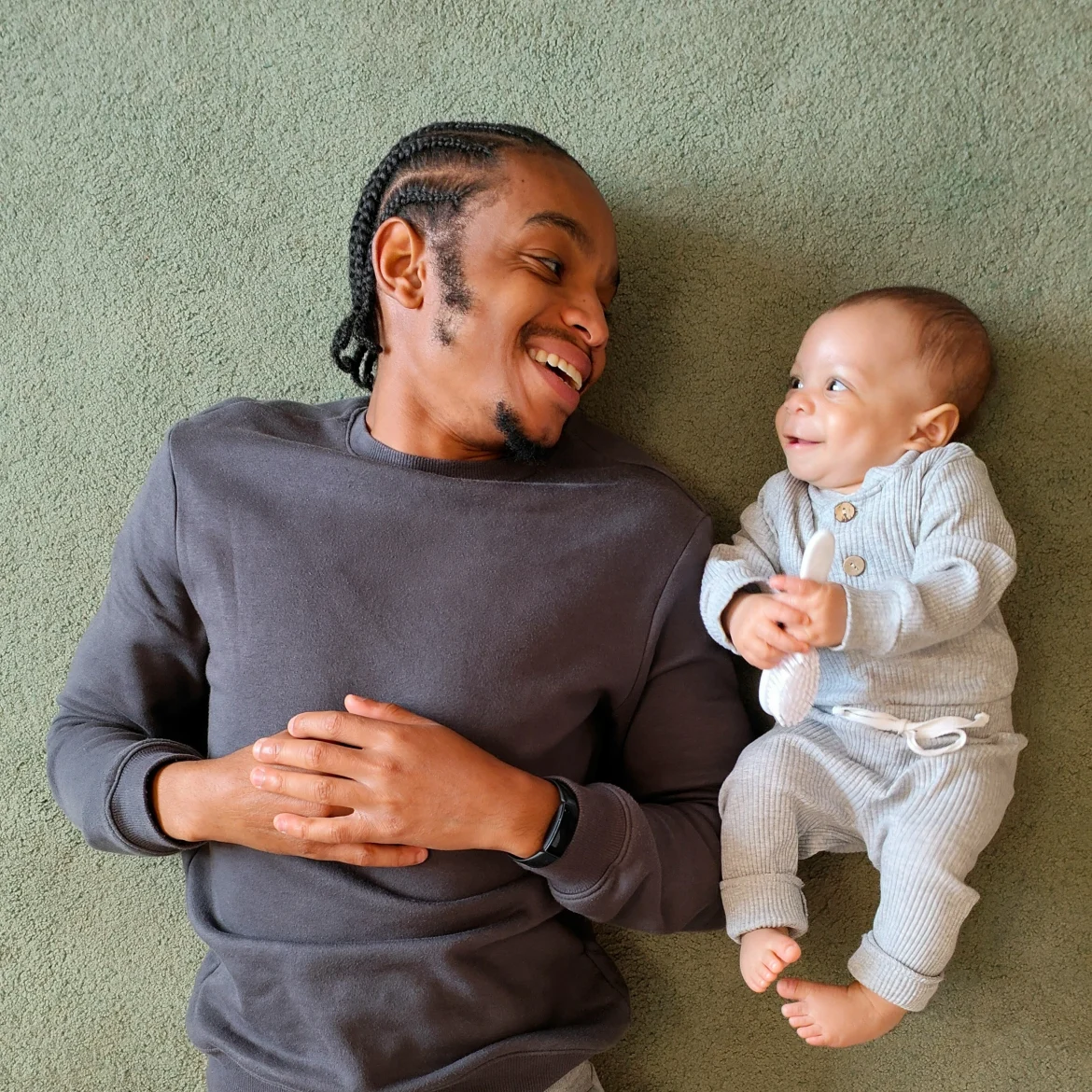 vader en baby | Aanvullend geboorteverlof