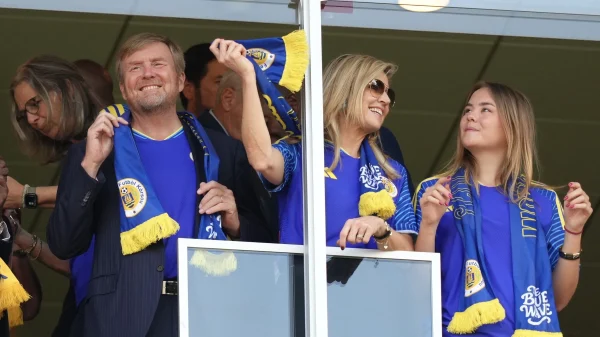 Willem-Alexander, Máxima en Ariane bij WK-wedstrijd van Curaçao