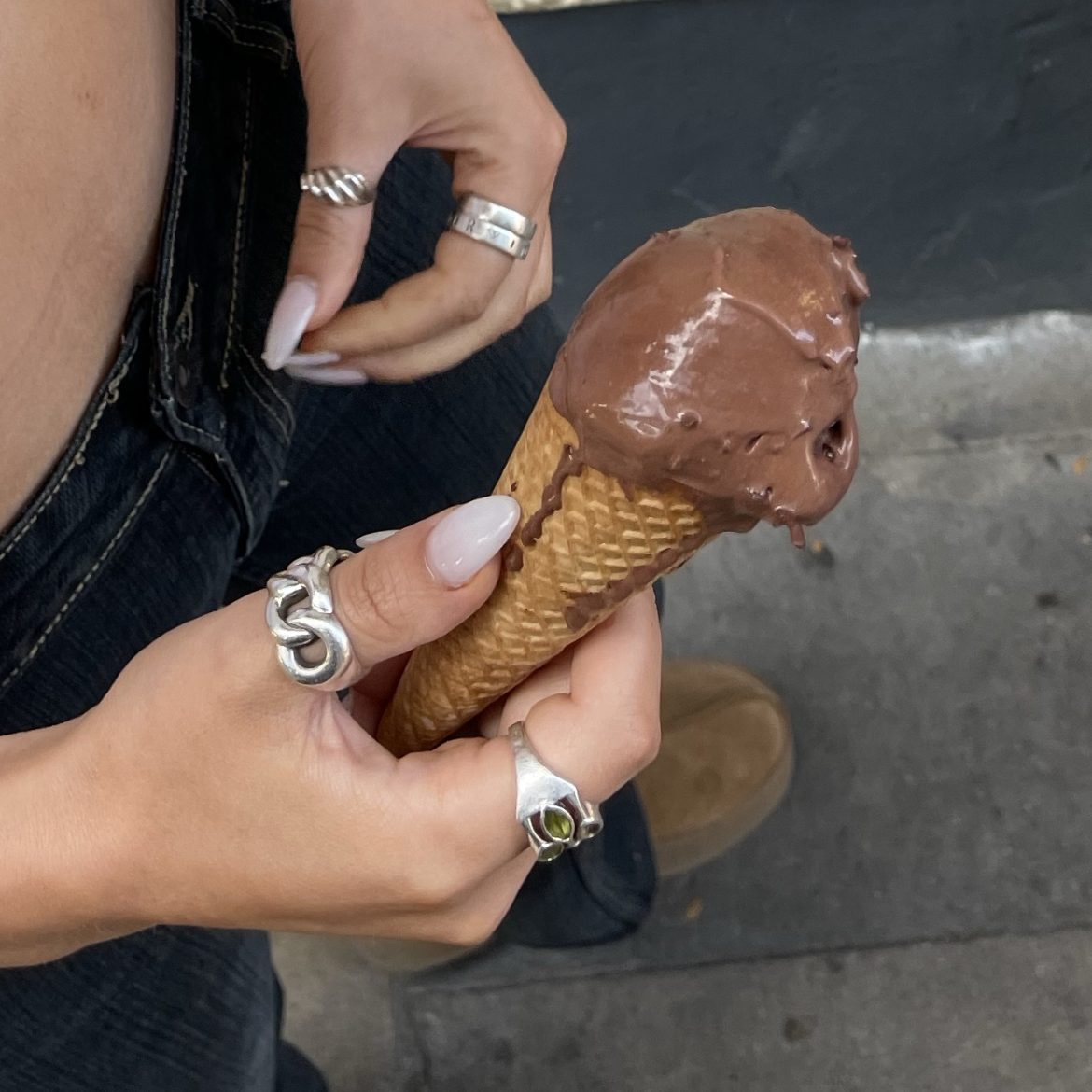Eén hap ijs, meteen brain freeze? Deze simpele (en gratis) hack helpt binnen no time