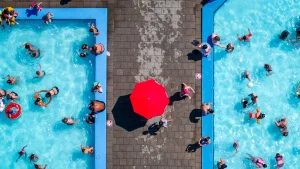 Thumbnail voor Vrijdag voor het eerst code rood in Nederland: ‘Iedereen kan gezondheidsklachten krijgen’