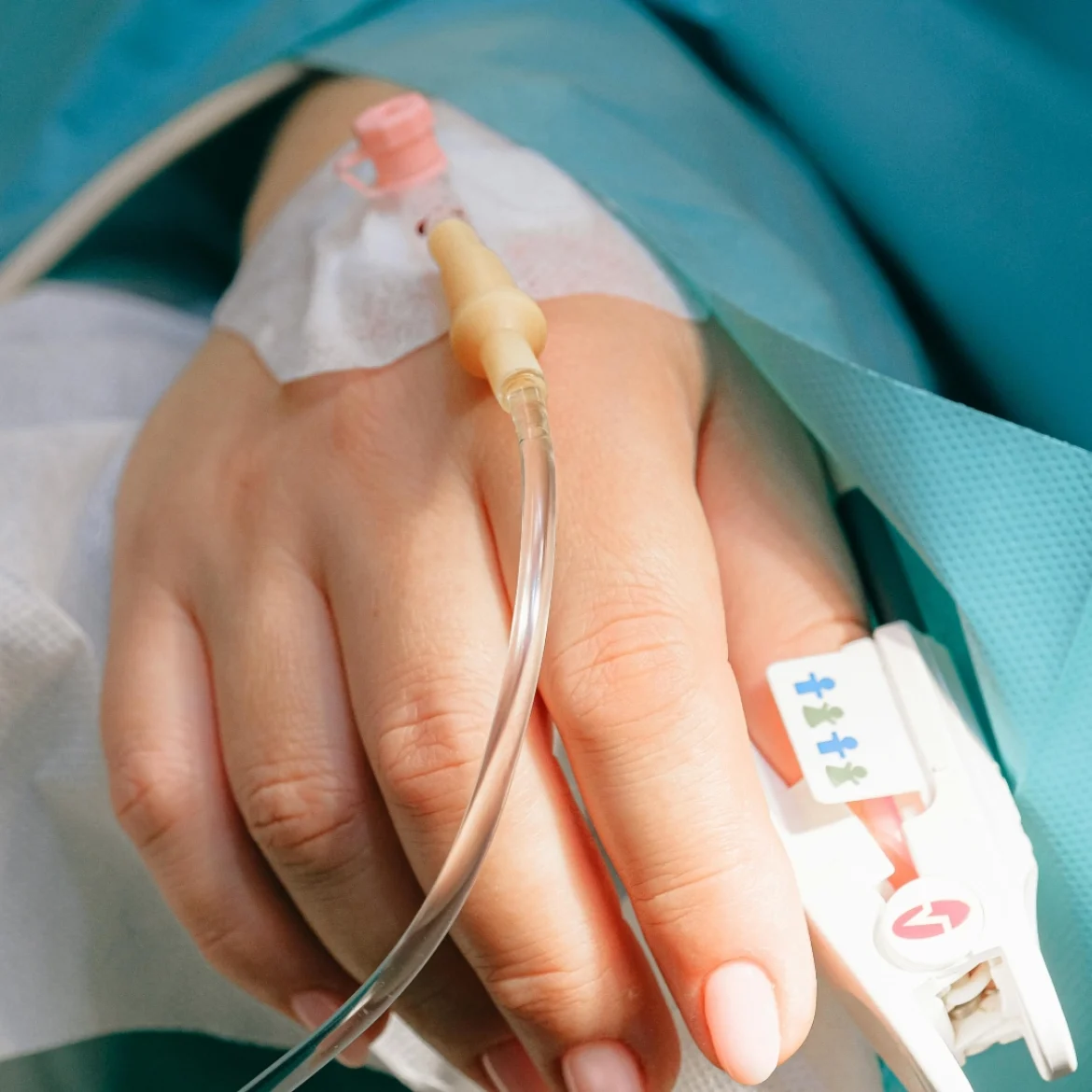 Veroorzaakt een oxytocine-infuus weeënstormen? Gynaecoloog Joost Akkermans geeft antwoord