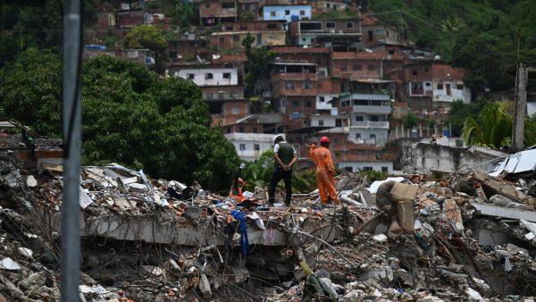 Wonder onder het puin: peuter na zes dagen levend gered in Venezuela