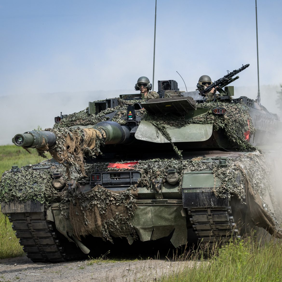 Onderzoeksraad na dodelijke ongelukken: 'Onervaren militairen te snel ingezet bij oefeningen'