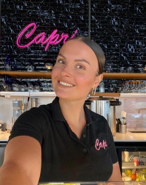 Thumbnail voor Anne heeft haar eigen ijssalon: 'Ik was twintig toen ik 'm kocht'