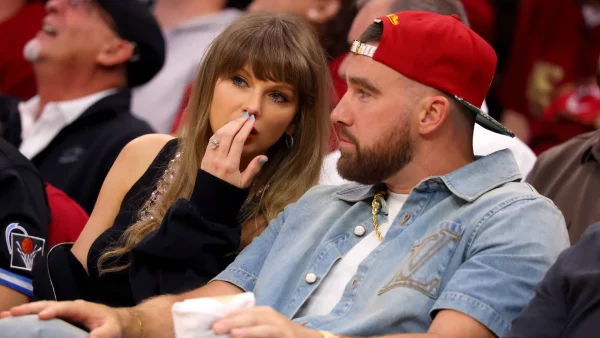 Taylor Swift Travis Kelce