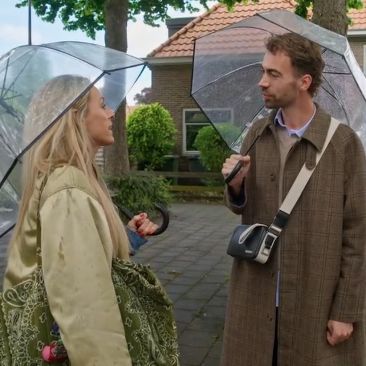 Daan en Roos houden niet zo van beige, de huizenruilers wel