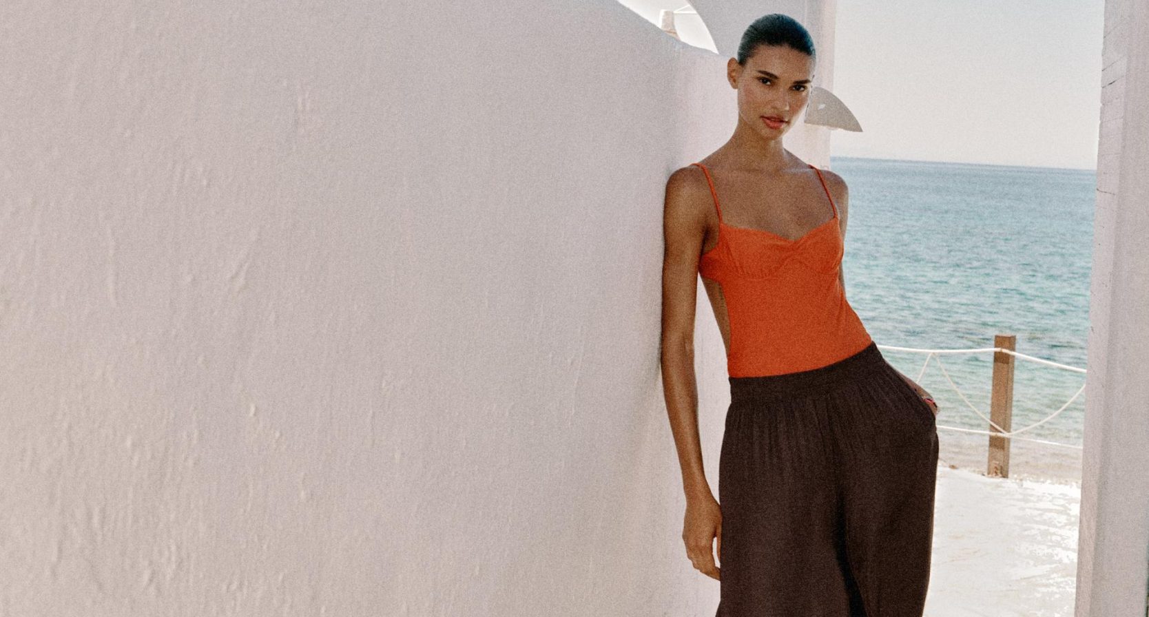 Iedereen heeft het over déze broek van de Zara (en niet om de reden die je denkt)