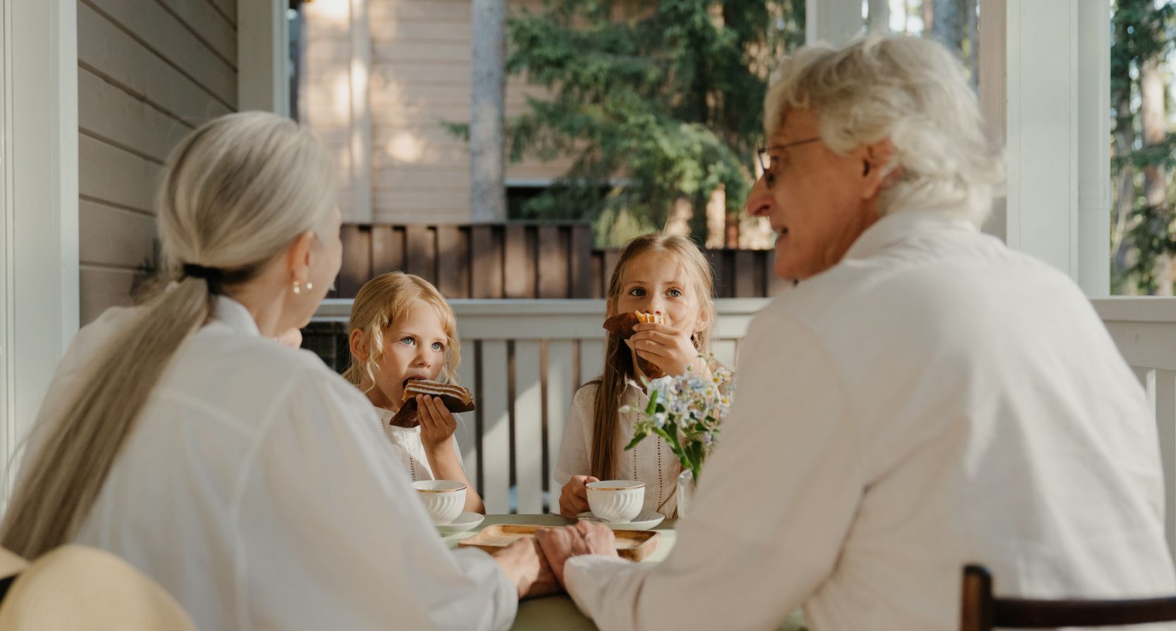 Opa en oma met famileo