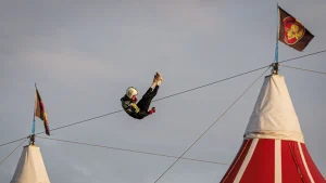 Thumbnail voor Gaat lekker daar: ook tweede stuntman raakt gewond bij katapultsprong op Zwarte Cross