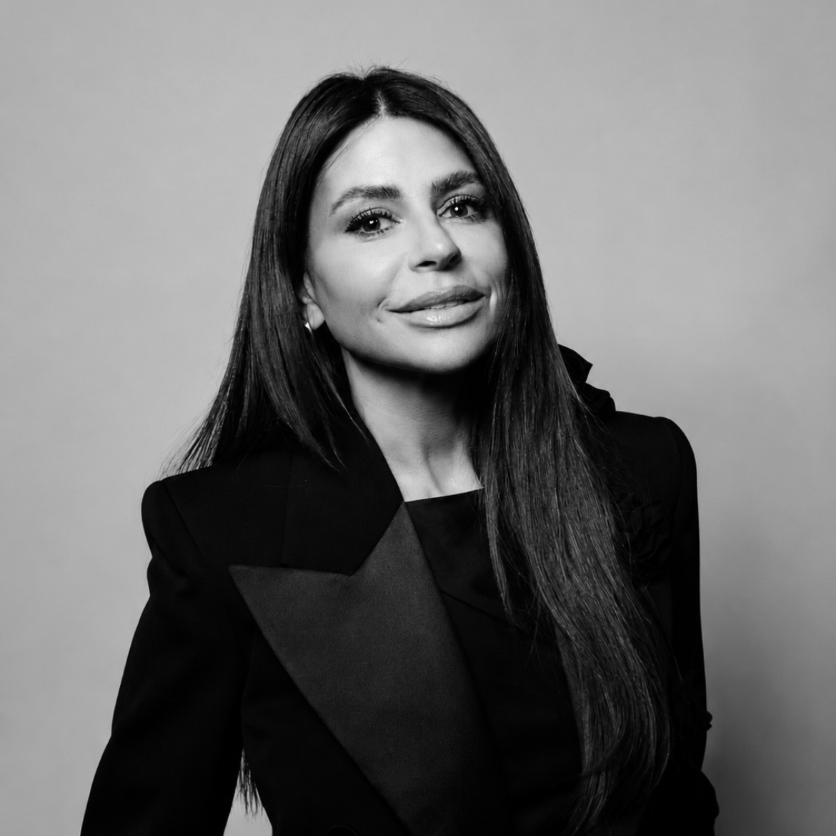 Olcay Gulsen portret over woke