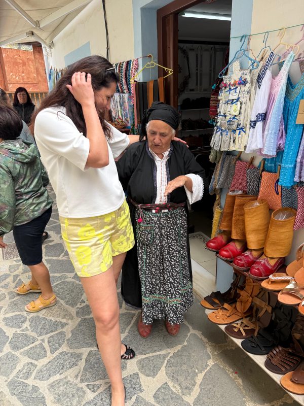 Kirsten Schilder op Karpathos in Griekenlnad