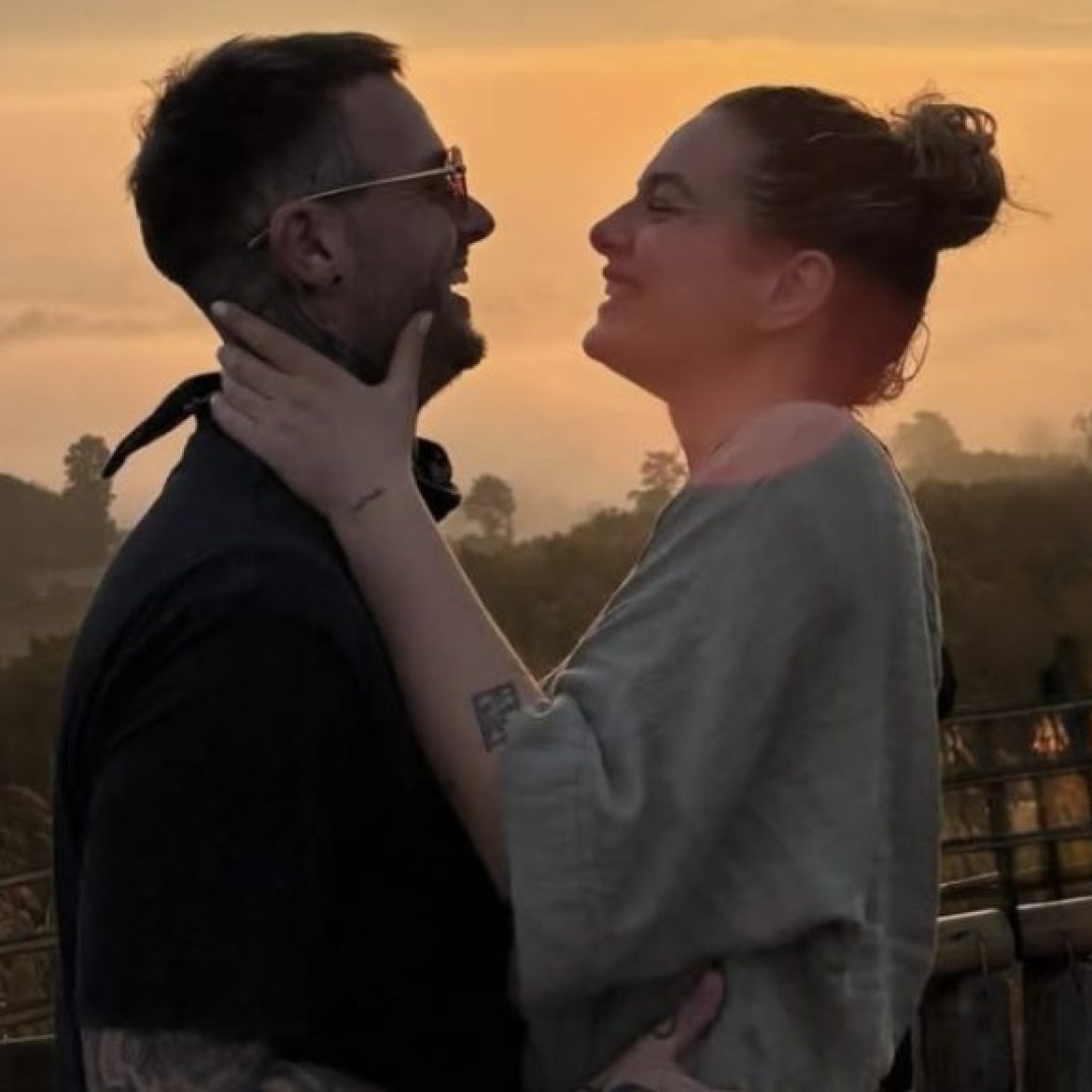 Ruben Jansen deelt geboortekaartje van dochter Jessie: 'Ontworpen in Petra's laatste dagen'