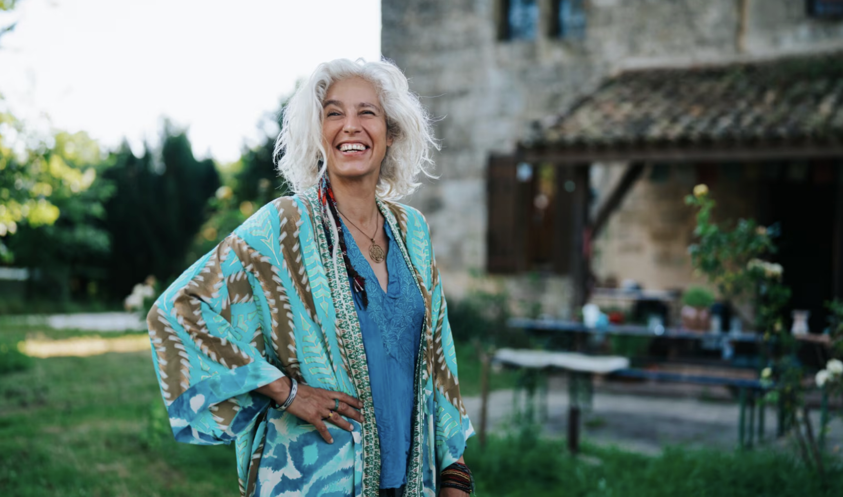 Nostalgische kiekjes van 'B&B vol liefde'-Nisha Tara: zo zag ze eruit zonder grijze haren