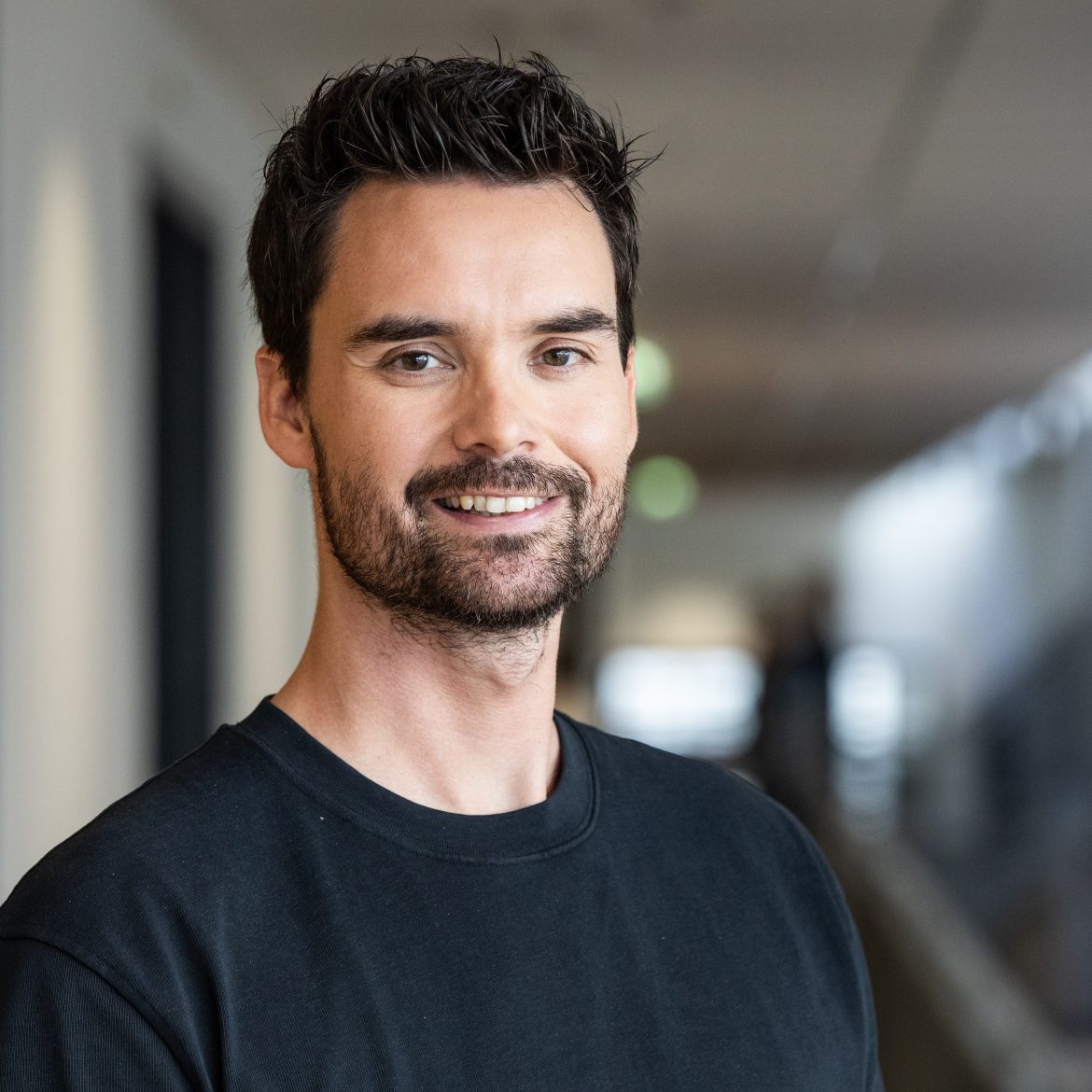 Zus Domien Verschuuren laat voor het eerst van zich horen na overlijden partner