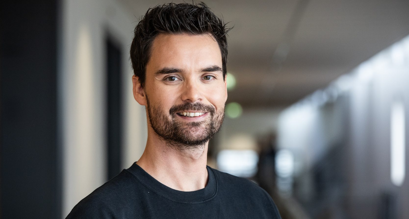 Zus Domien Verschuuren laat voor het eerst van zich horen na overlijden partner