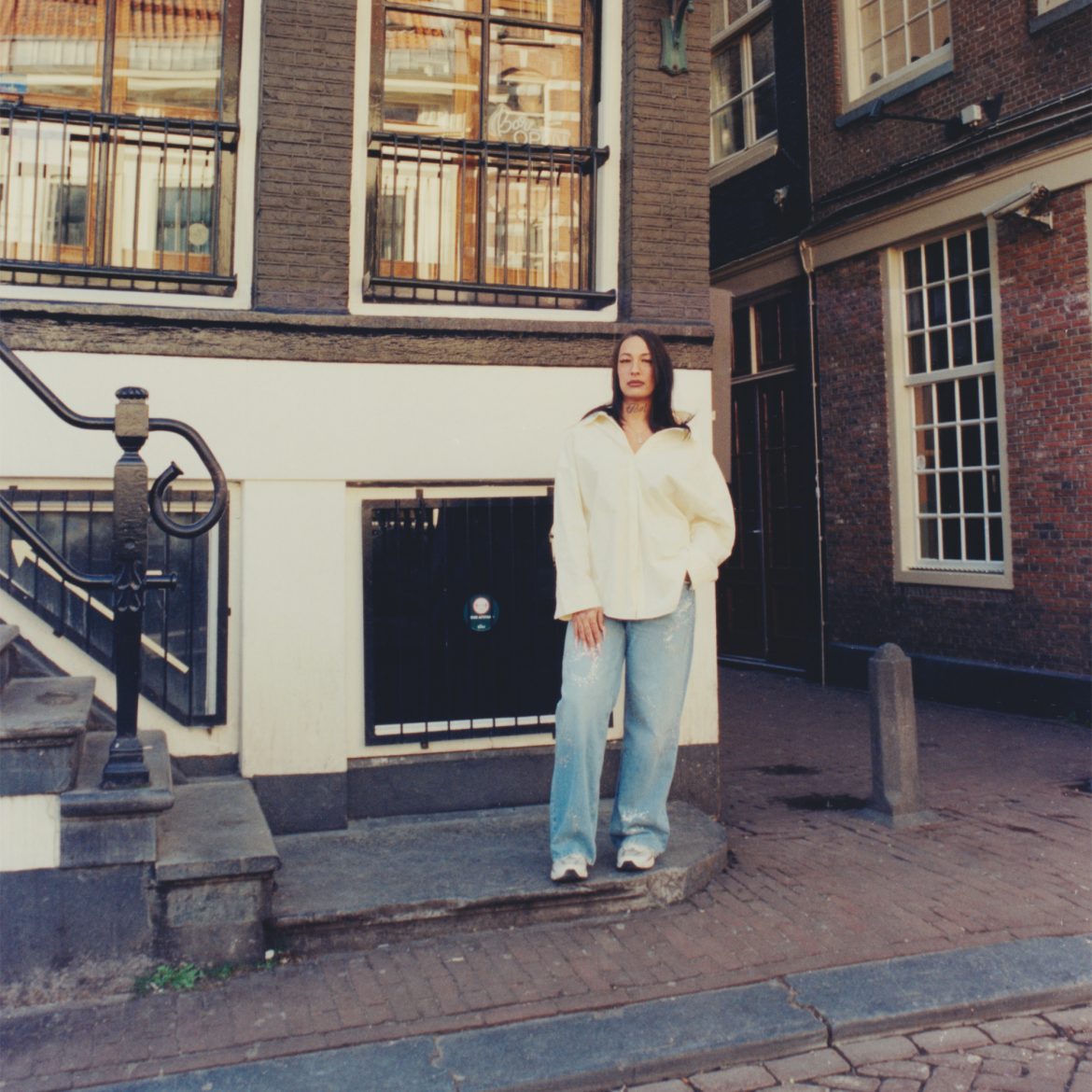 Leonie leefde anderhalf jaar op straat: 'Niet veilig, dus ik sliep niet'