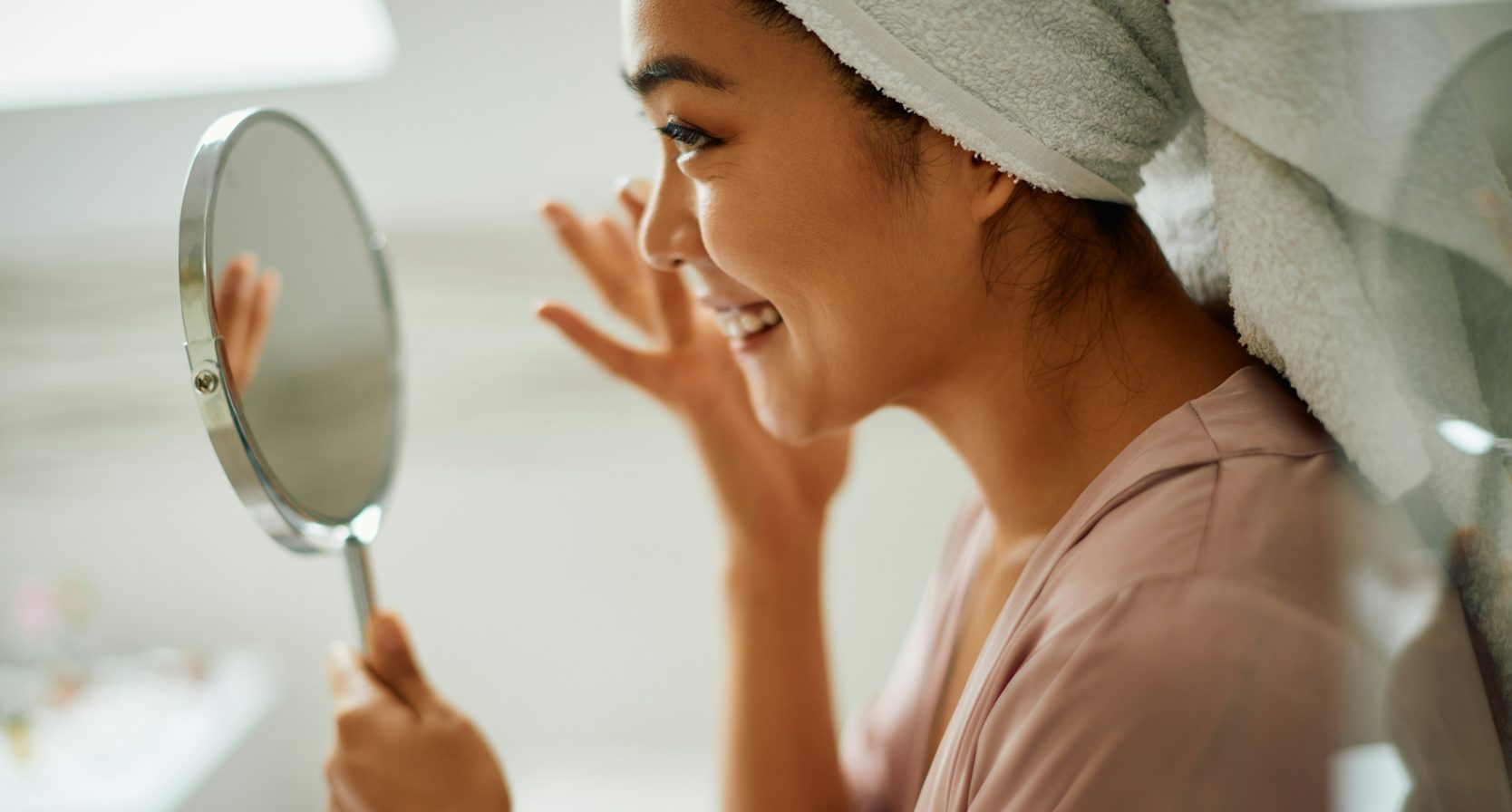 Met deze concealer hack ben je fijne lijntjes te slim af