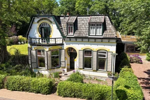 Thumbnail voor Wonen in een art nouveau-kunstwerk: dit kleurrijke herenhuis ademt geschiedenis