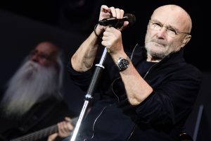Phil Collins over de periode waarin hij bijna overleed: ‘Mijn kinderen waren bang me nooit meer zouden zien’