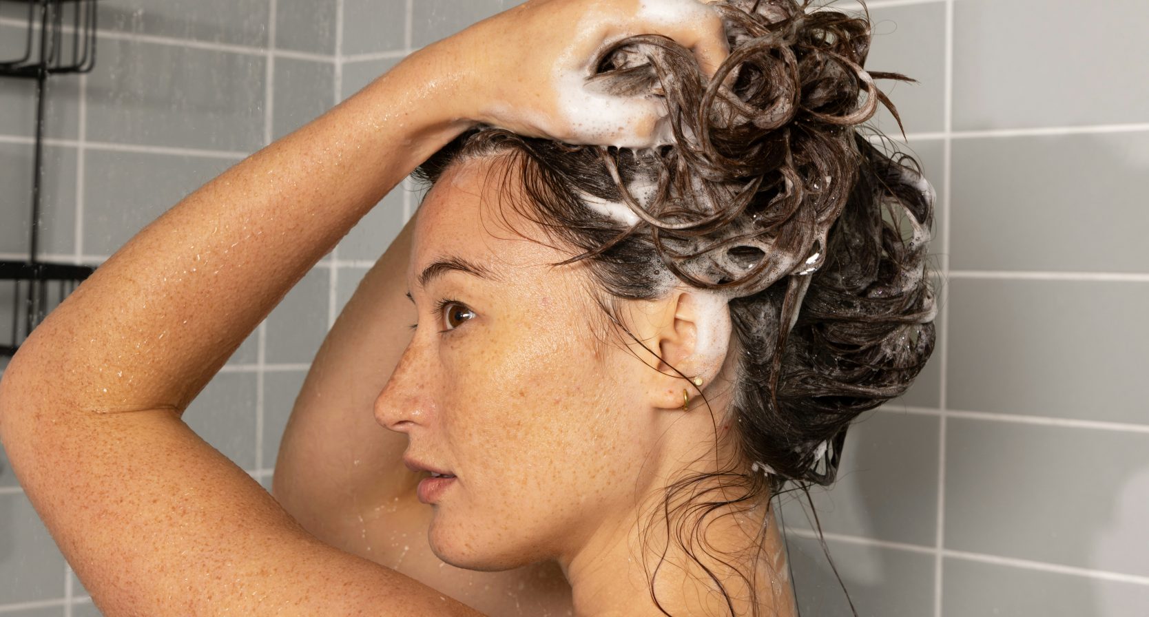 haar wassen shampoo schuim