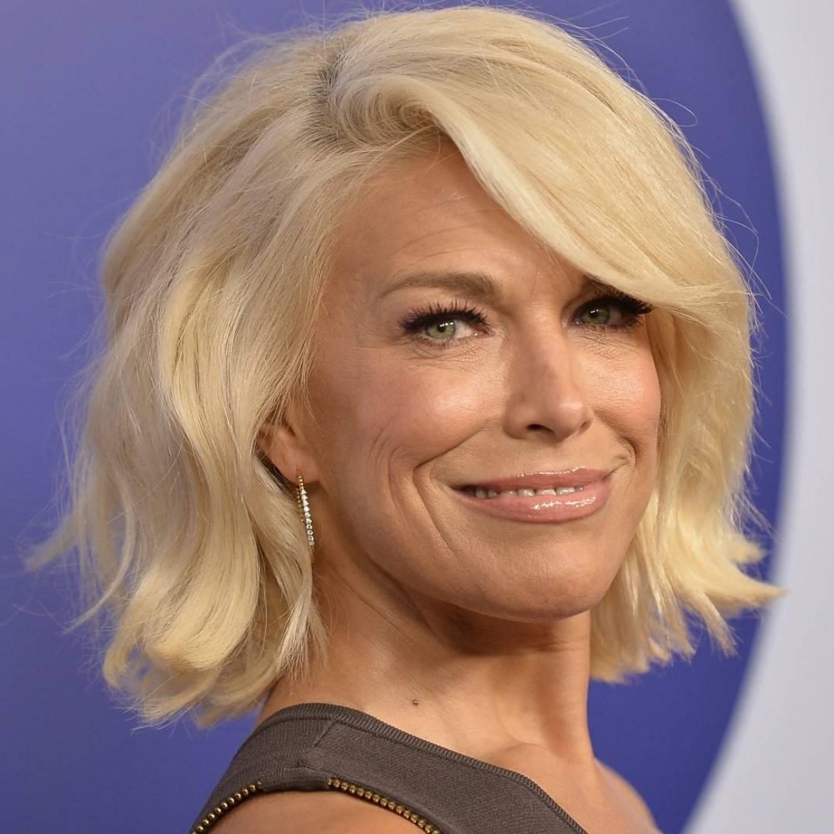 Hannah Waddingham over Matteo van der Grijn 