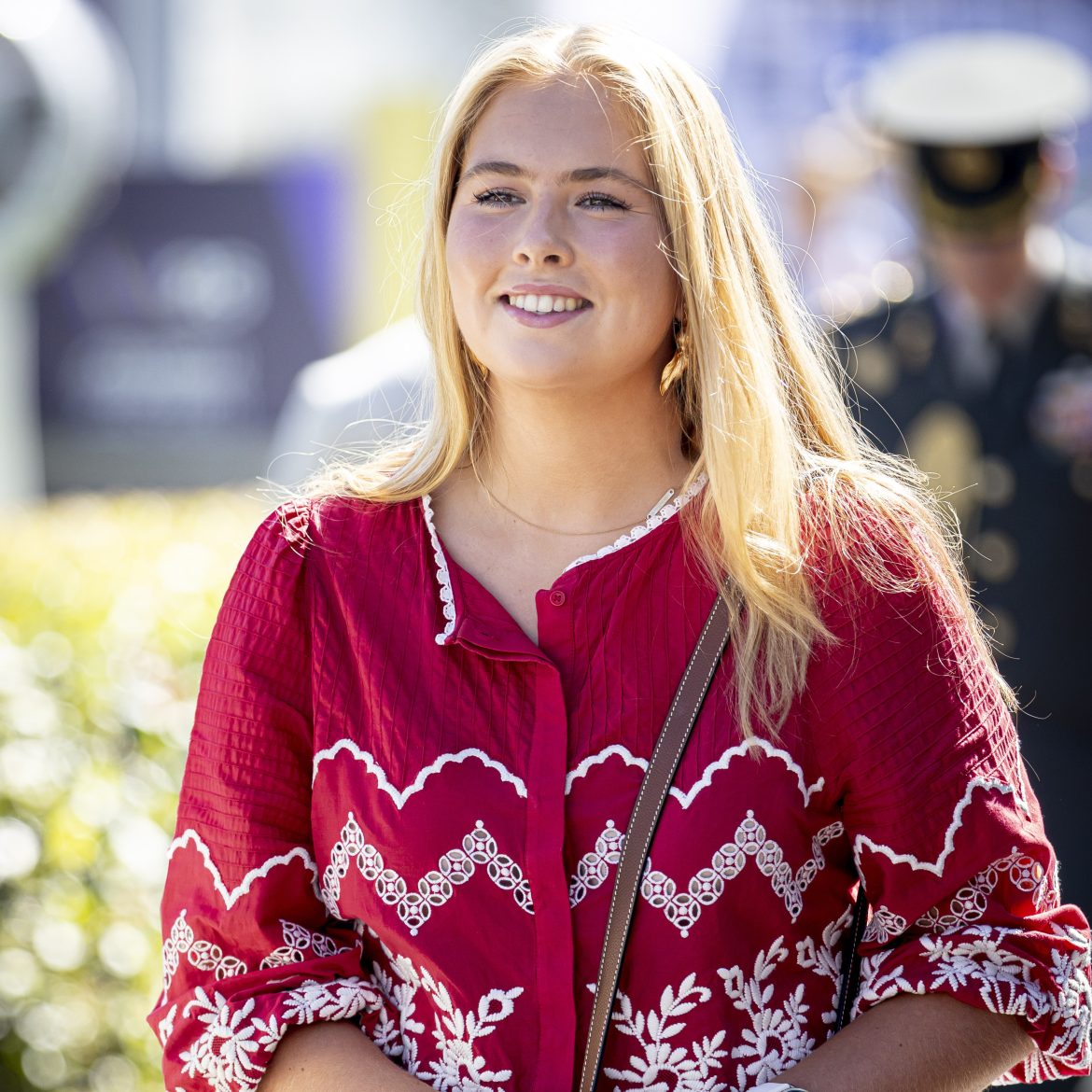 Prinses Amalia in top van Sézane
