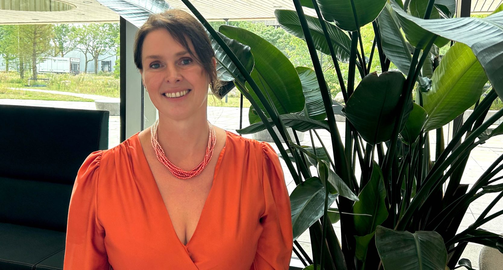 In vier maanden tijd verloor Jacqueline (50) haar schoonvader én partner aan suïcide: 'Praat over je gevoel, óók als man'