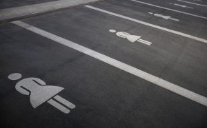 Thumbnail voor Waarom hebben ze in Duitsland speciale vrouwenparkeerplaatsen?