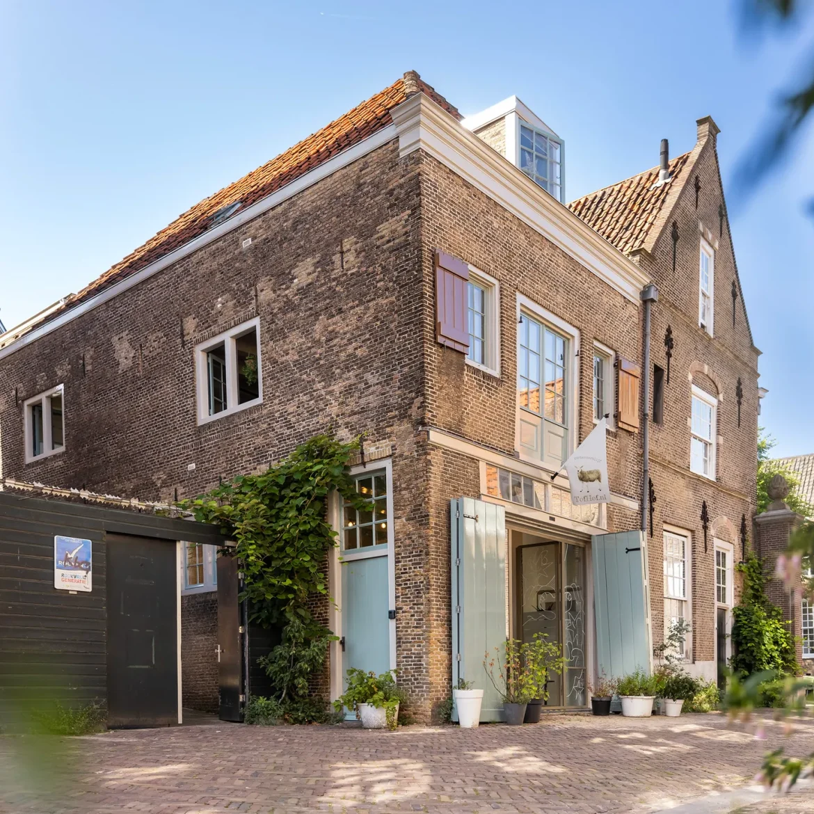 koetshuis, Dordrecht