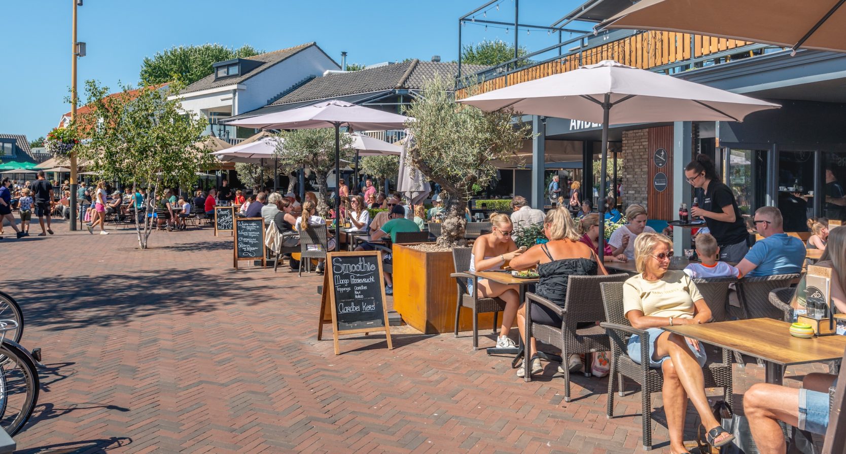 Is tussen twaalf en drie nu echt het warmste moment van de dag?