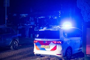Vrouw (19) dood gevonden in woning in Heiloo, man (20) die politie belde opgepakt