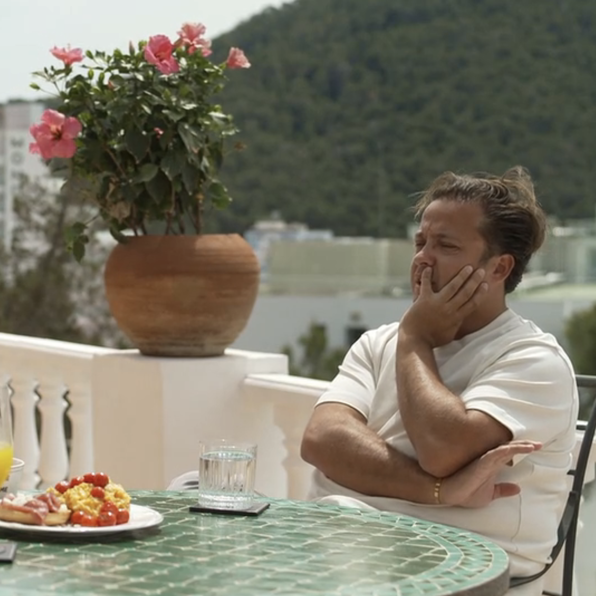 Wadie en Timothy in B&B Vol Liefde