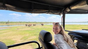 Thumbnail voor Julie heeft een surf boutique in Sri Lanka: 'Ik had na mijn reis geen cent meer over'