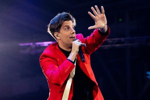 Thumbnail voor Rob Kemps blikt met prachtige foto's terug op trouwdag in Parijs, vandaag 1 jaar geleden
