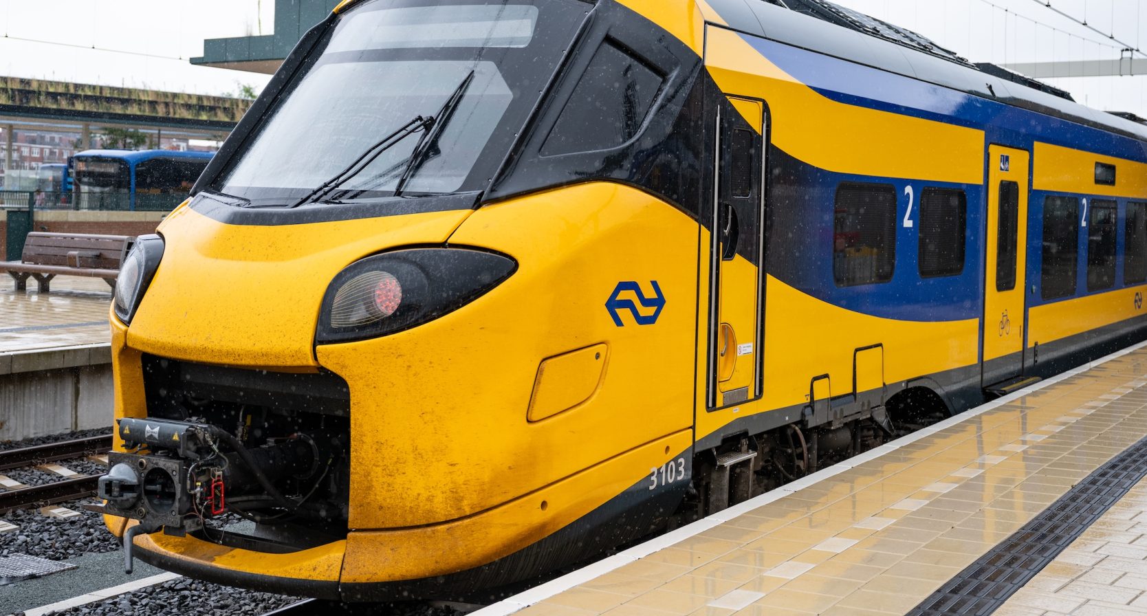 3-jarig jongetje trein