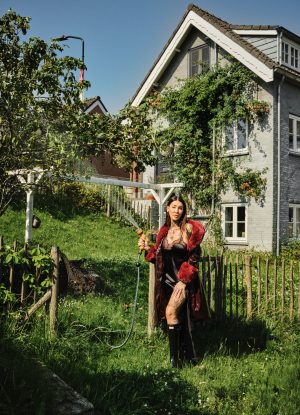 Thumbnail voor Jessie Maya woont in Brabant: 'Ik heb wel even gepolst hoe gelovig het dorp is voordat we het huis kochten'